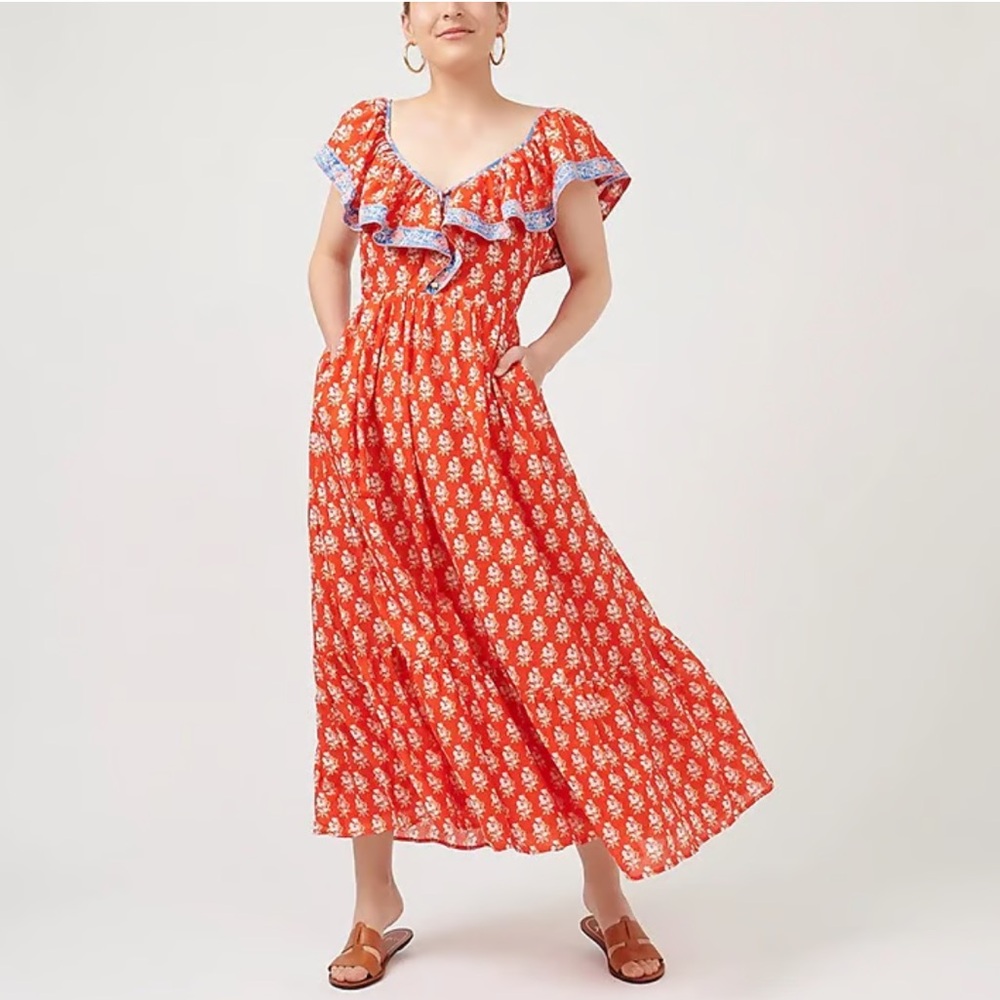 Flutter V-neck Dress in Classic Block Print
